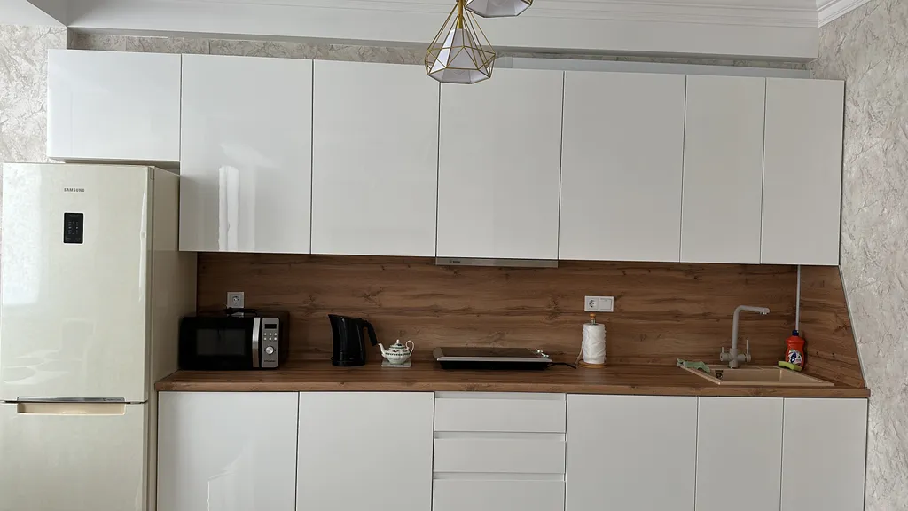 Новая квартира в новом доме недалеко от моря