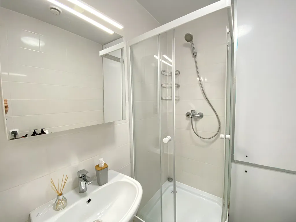 Стильная свежая студия в новом доме