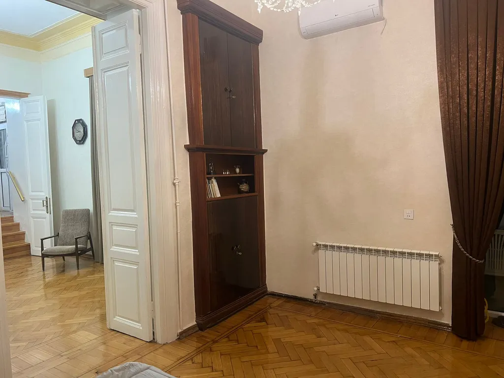 Торговая, улица Низами, площадь фонтанов