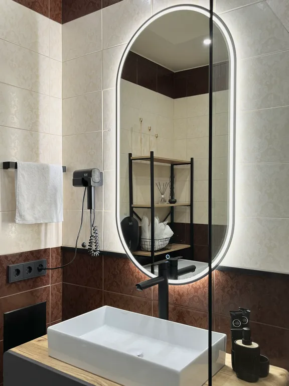 Дизайнерская квартира на Взлетке рядом с торговым центром Планета