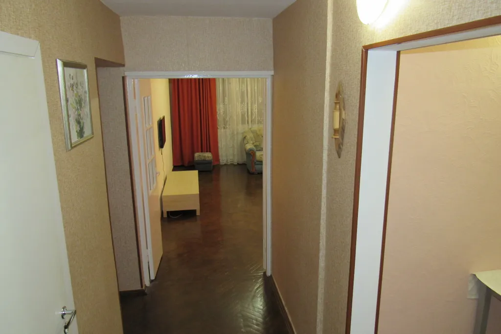 Апартамент у летнего сада с отдельным входом с улицы и террасой