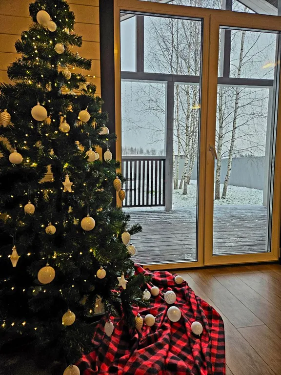 Уютный домик с большой террасой