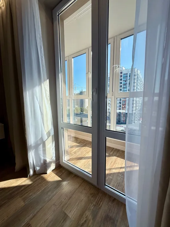 Новая квартира с потрясающим видом из окна на город