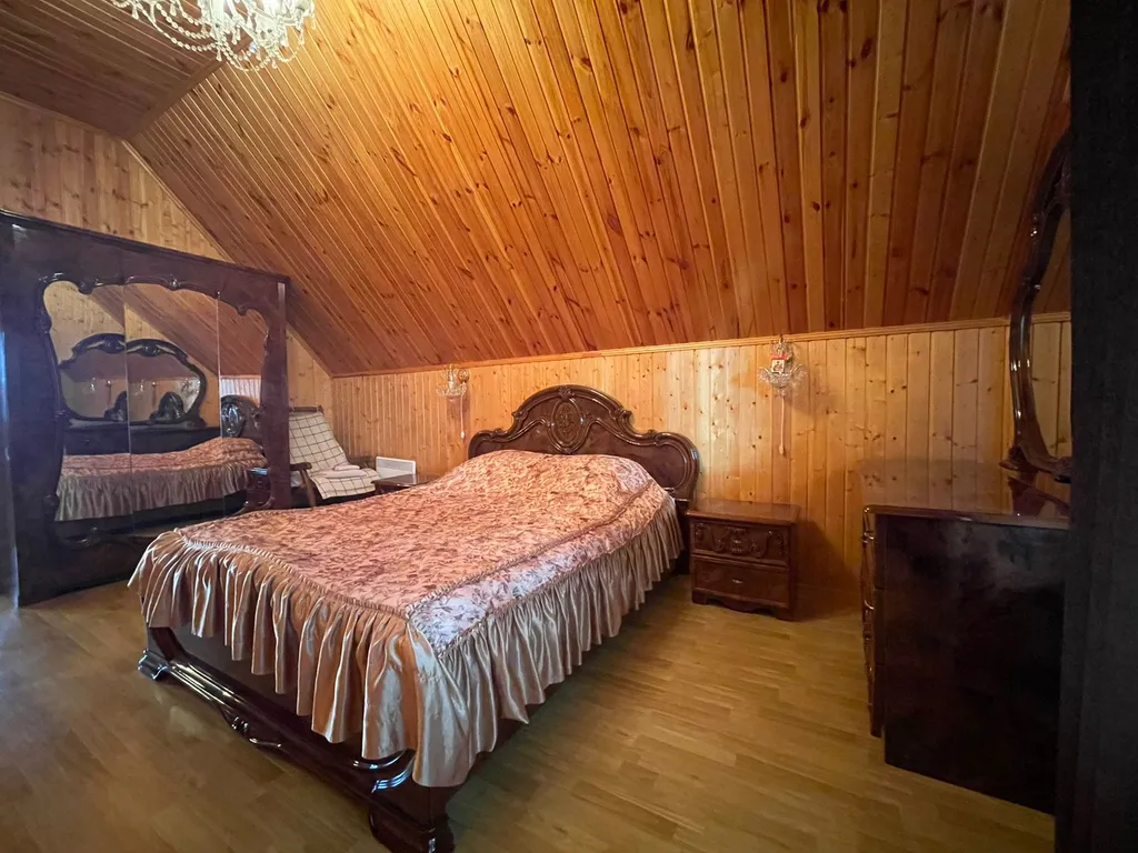 4-комнатный Дом