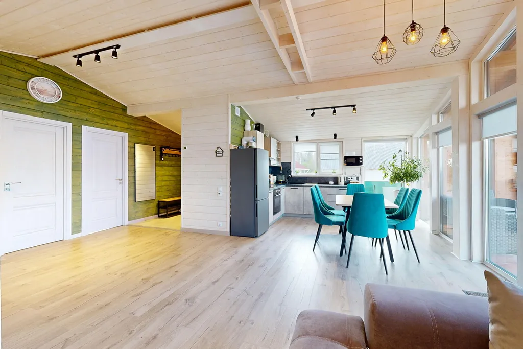 Дом с баней и чаном на участке 10 соток, Green island house