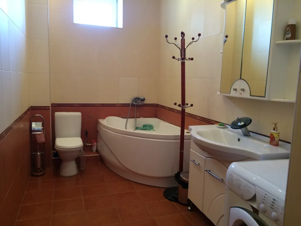 4-комнатный Дом