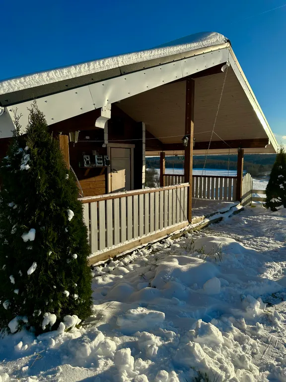 Уютный Дом на горе со вторым светом