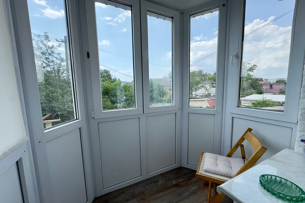 Современная квартира у моря