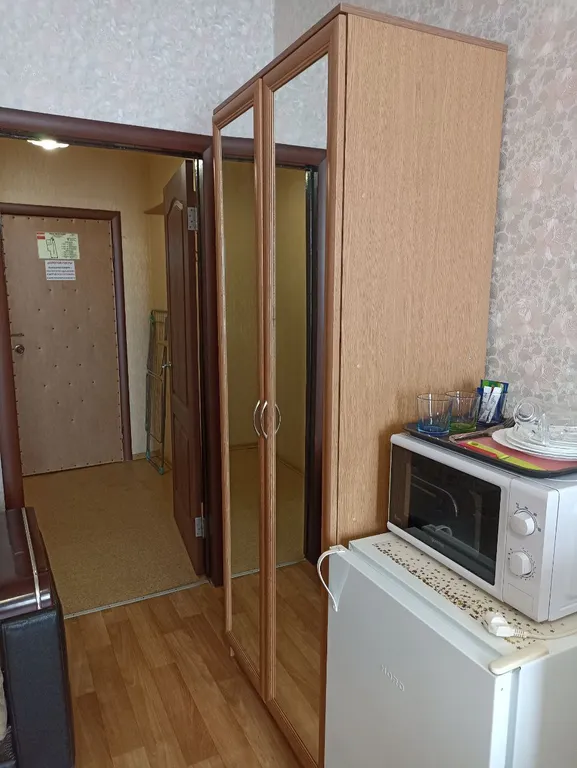 Трехместный номер с 2  кроватями и диваном. Стандарт с видом на море.