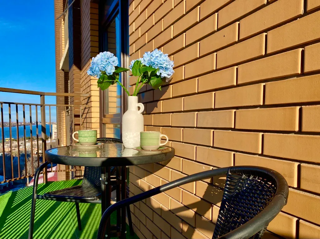 Евро 2-ка с панорамным балконом на р. Волга в элитном ЖК