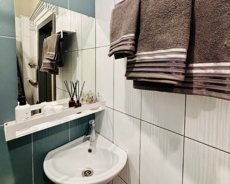 Квартира Уютная и светлая студия в центре — Курск