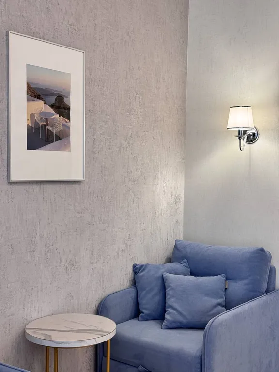 Студия с балконом