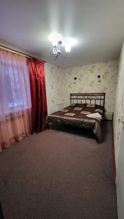 Квартира Двухкомнатная в центре — аренда посуточно в Мариуполь