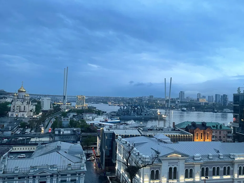 Квартира в сам центре у Белого дома с видом на площадь и Золотой мост