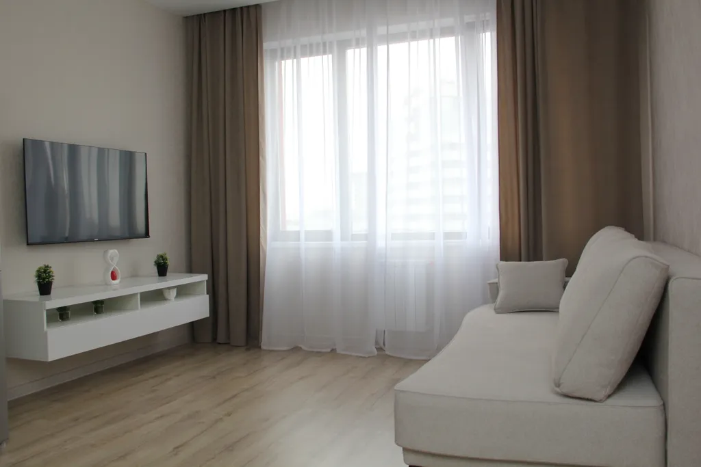 Новая квартира в деловом центре с потрясающим панорамным видом — аренда посуточно в Новосибирск