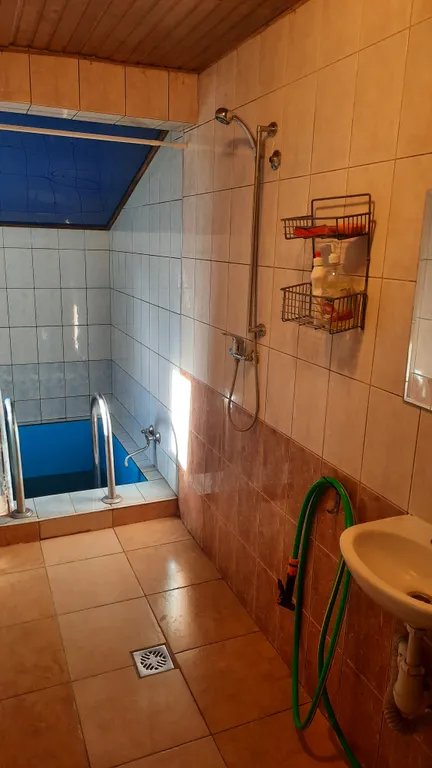 Комфортный гостевой дом с баней в частном секторе. Рядом с крепостью