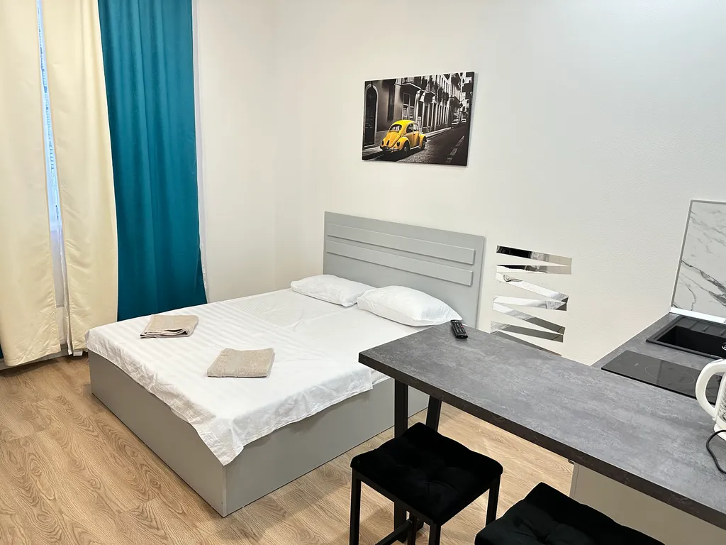 Apart De Luxe