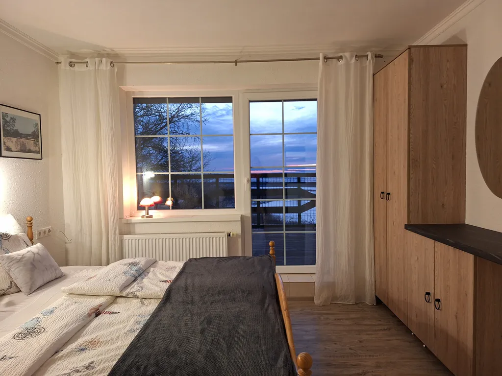 Апартамент с большой террасой и видом на море