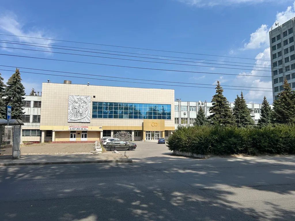 Квартира на 17 этаже у моста