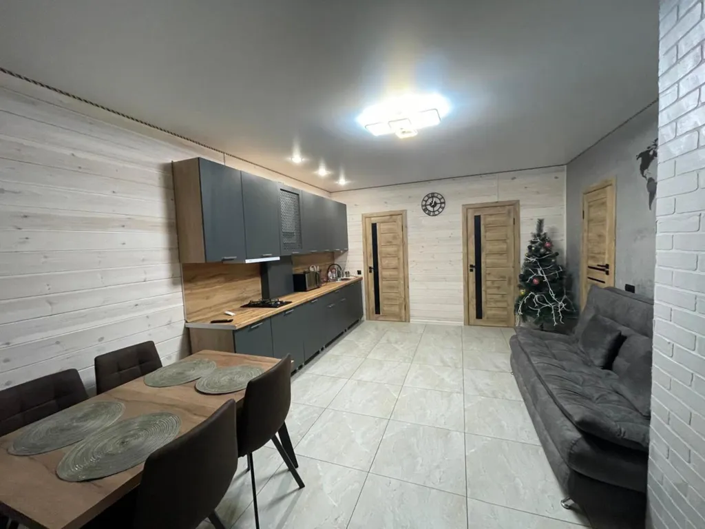 4-комнатный Дом