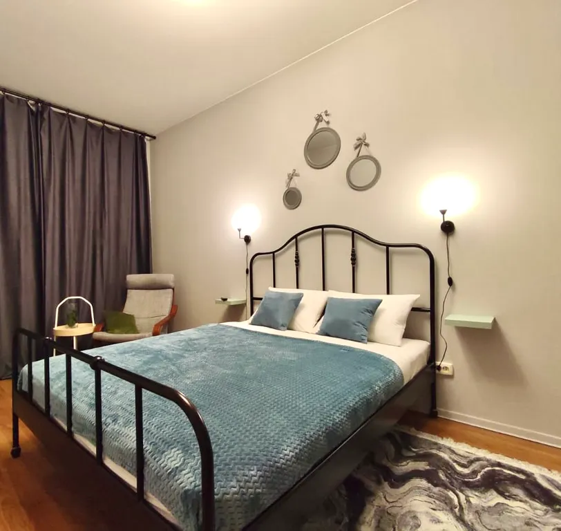 Большая и уютная квартира в центре на набережной