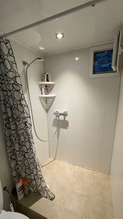 Квартира Комната люкс с удобствами в номере — Гагра