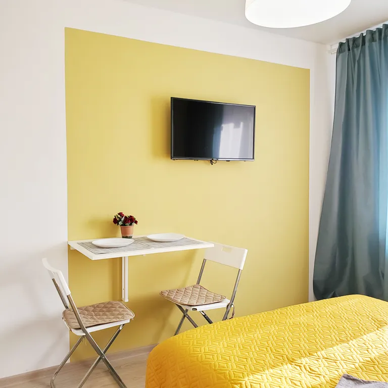 Уютная студия Лето в ЖК Факел