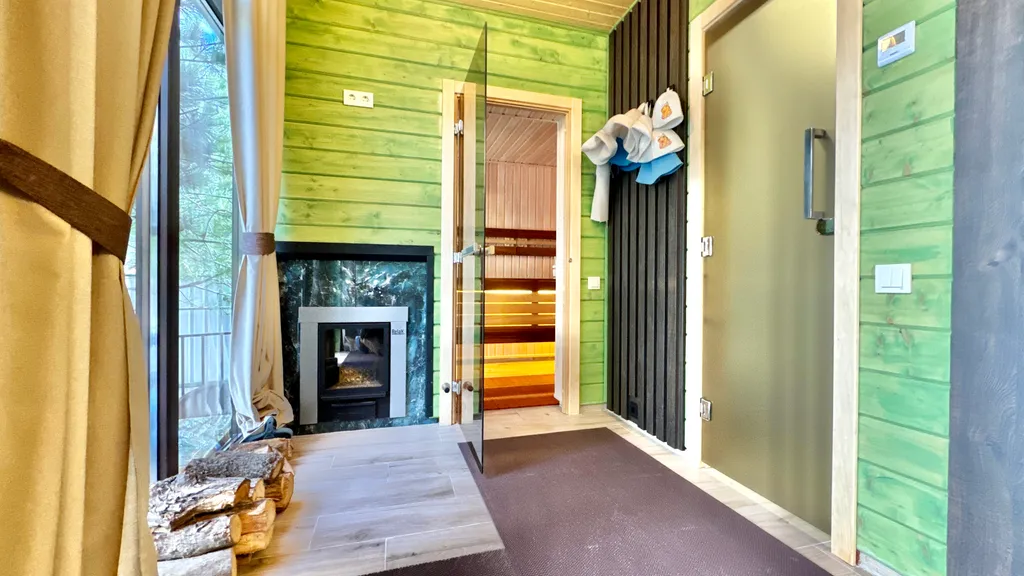 Таунхаус Фламинго, лесная зона, подогреваемый бассейн