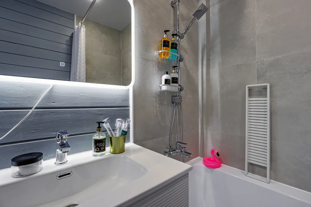 3 больших спальни и с/у с ванной, огромная кухня гостиная white house