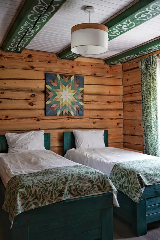 5-комнатный двухэтажный Коттедж Цветы в Подмосковье в окружении леса