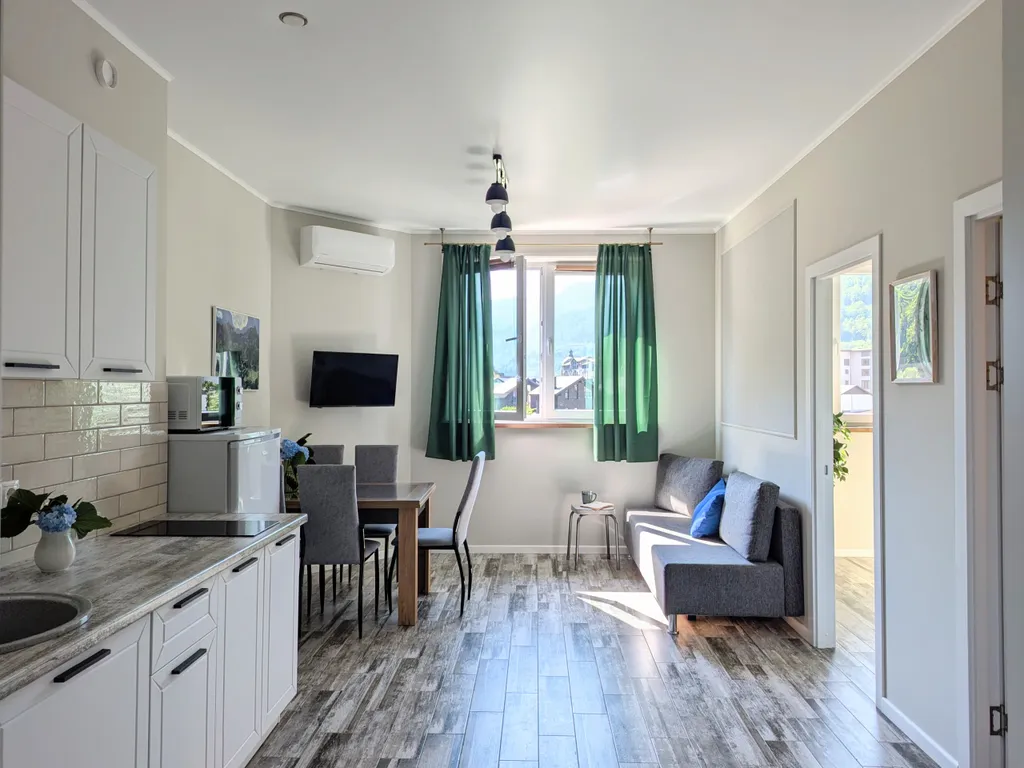 Евротрёхкомнатный апартамент с панорамным видом