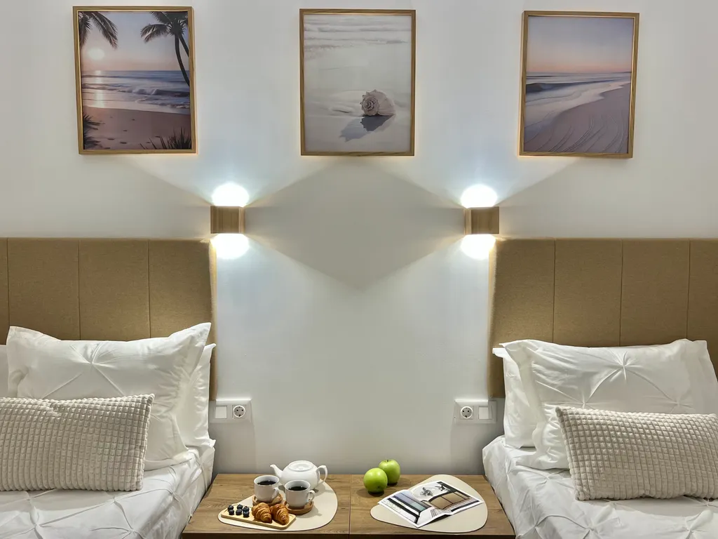 PaulMarie Apartment with heated pool in Las Brisas