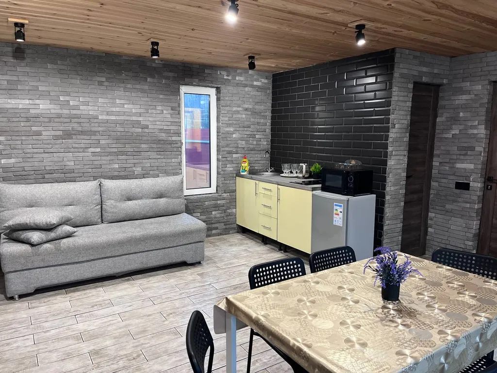 Домик у леса