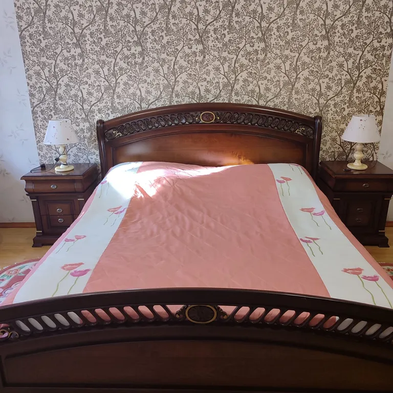 6-комнатный Дом