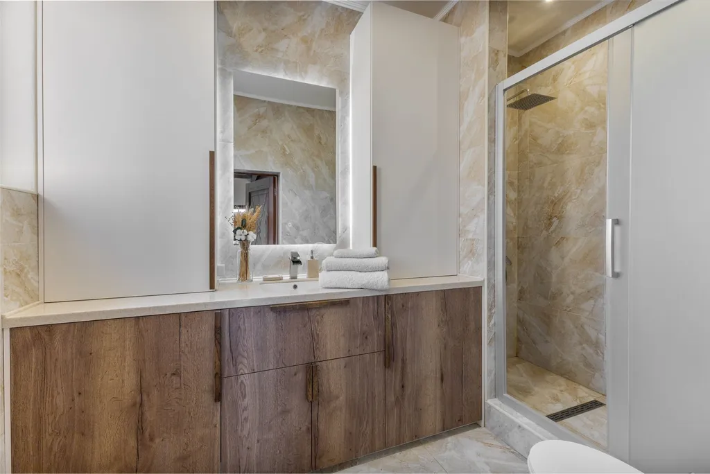 Дом с камином и баней на дровах в райском уголке