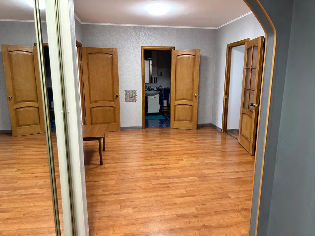 Квартира Квартира для большой семьи в центре с видом на кремль+паркинг и сауна — Казань