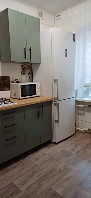 Квартира в 10 минутах езды на подземном трамвае до Мамаева кургана