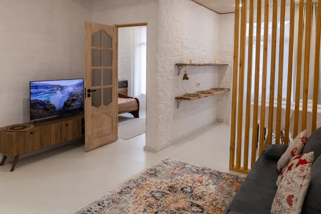 Квартира на 1 этаже дома с отдельным входом и террасой на Пчеловодов