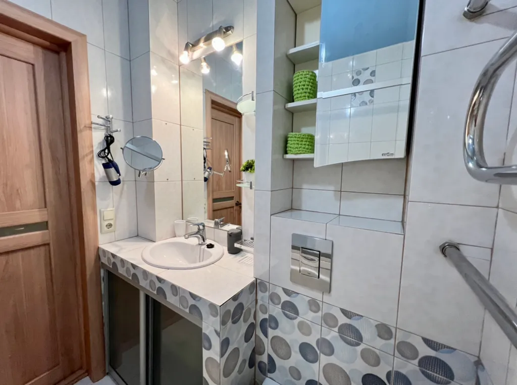 Квартира Уютная 1-комнатная квартира возле НОВАТА и метро Площадь Ленина — Новосибирск