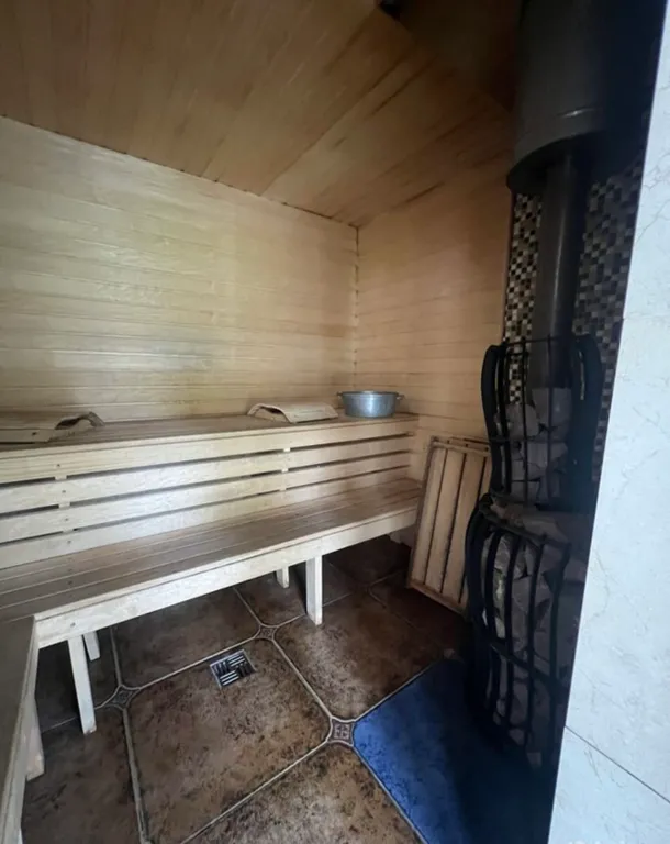 Дом с баней на праздник