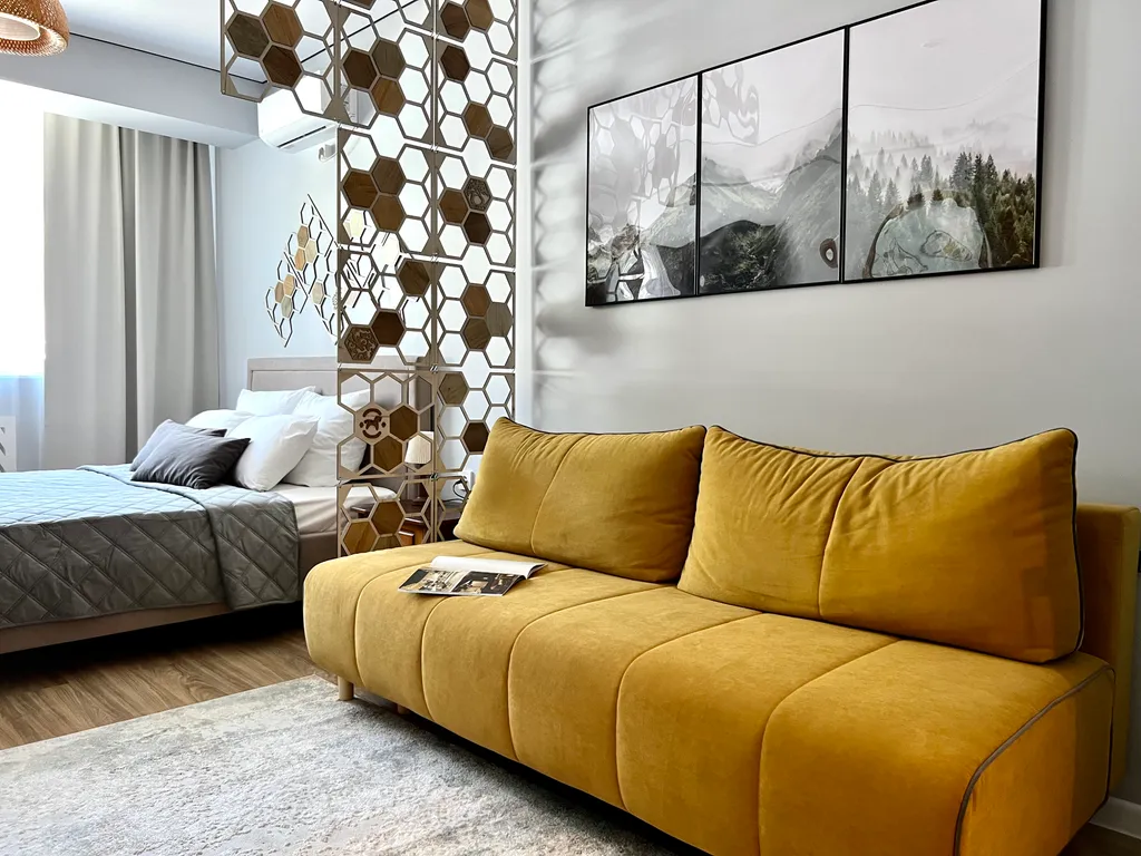 Просторная квартира с новым ремонтом для семьи в центре