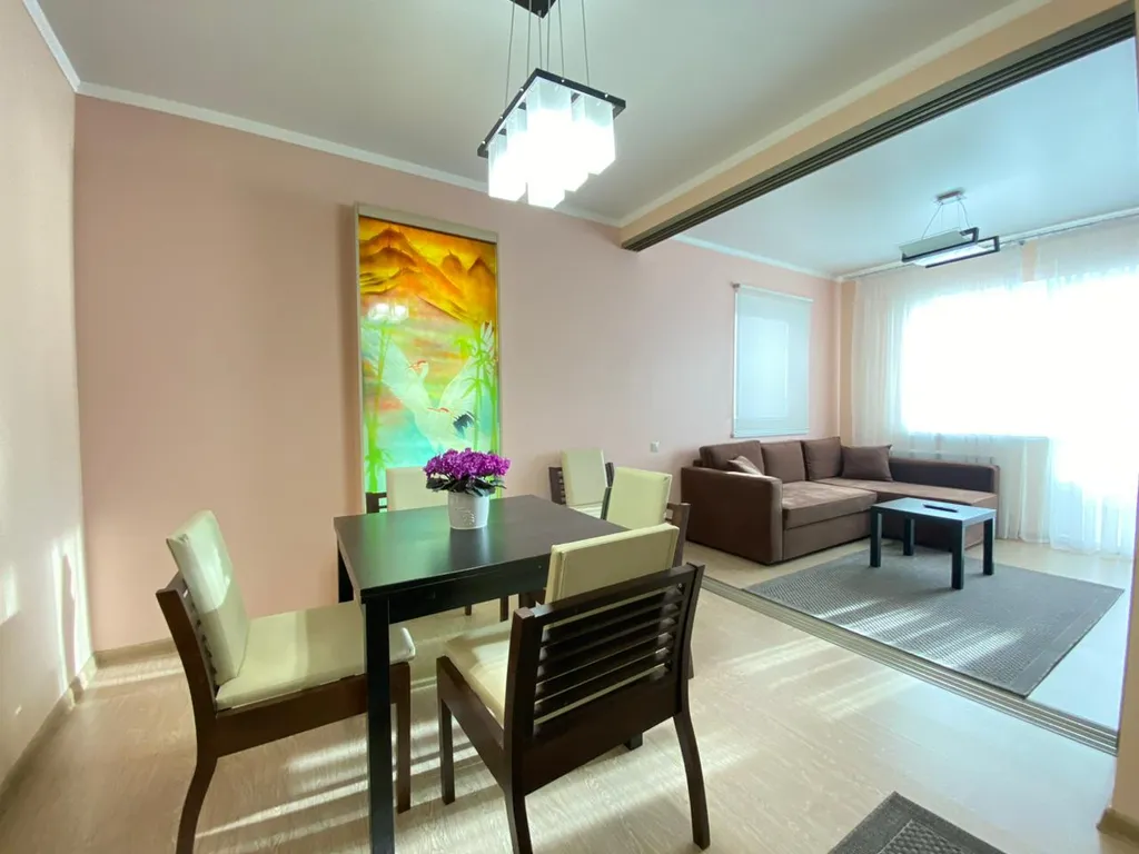 Уютная квартира в центре с видом на море. В 5 минутах ходьбы до пляжа!