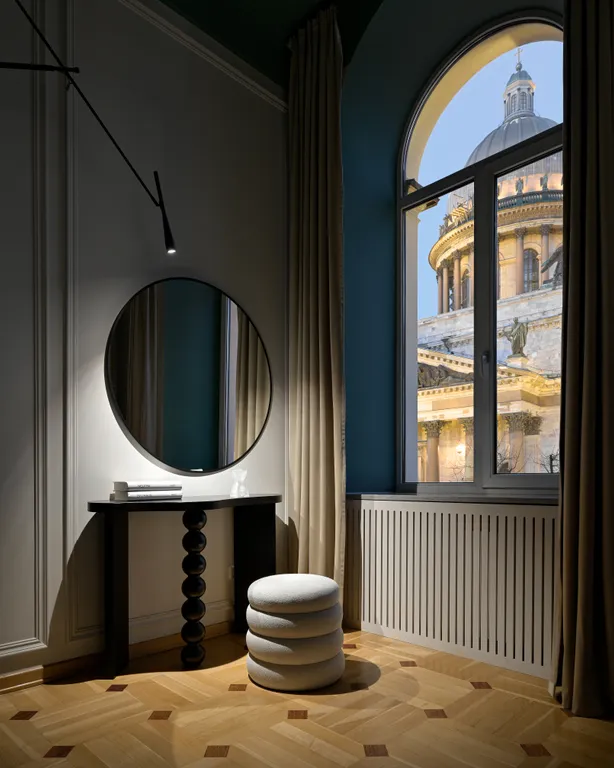 Дизайнерские апартаменты Miro с видом на Исаакиевский собор