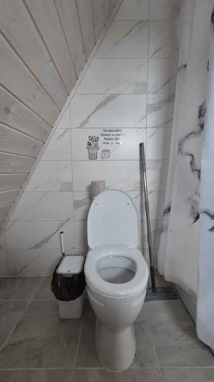 Дом в стиле A-frame с чаном