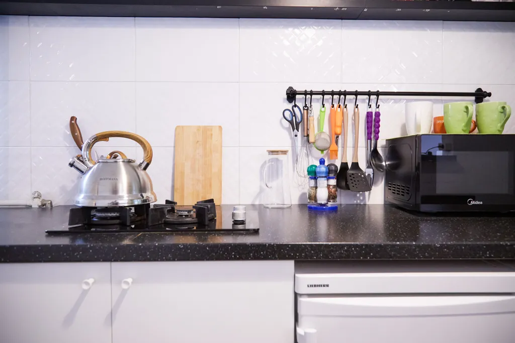 Просторный крутой апартамент с панорамными окнами