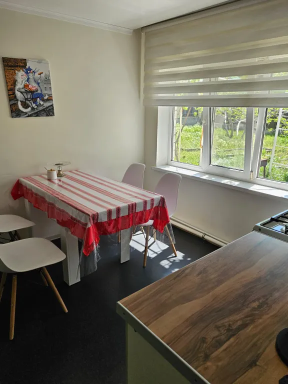 Дом в долине вязов