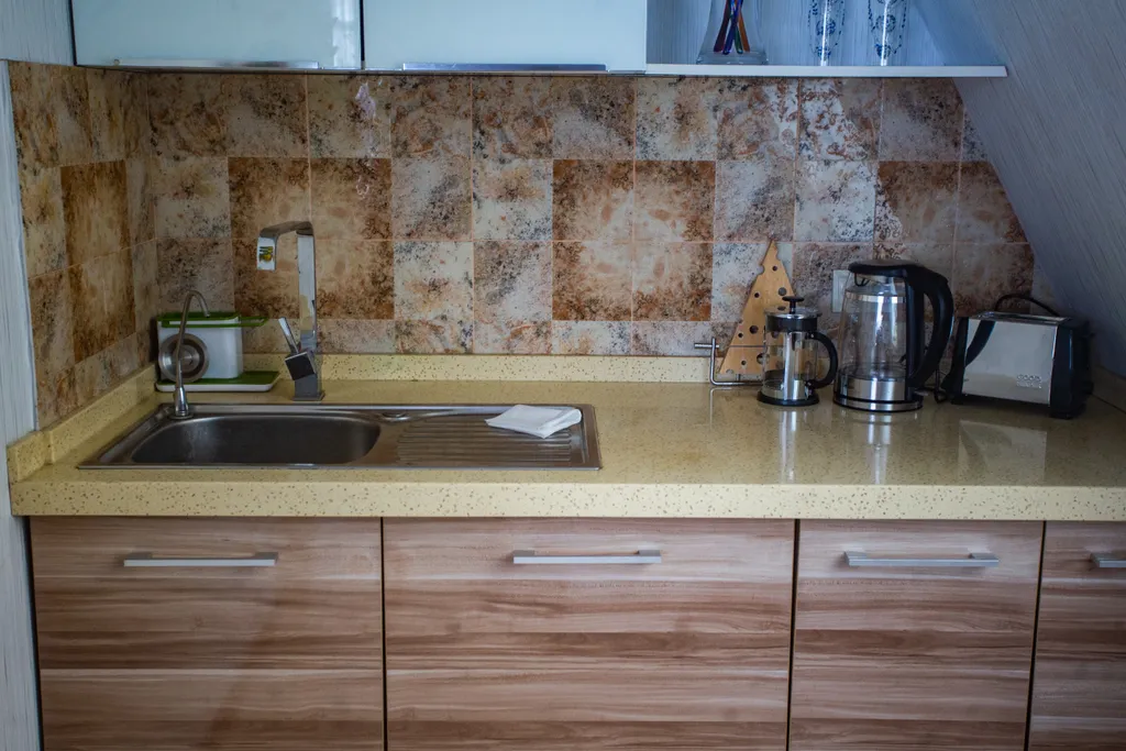 Где начинался город, с видом на море