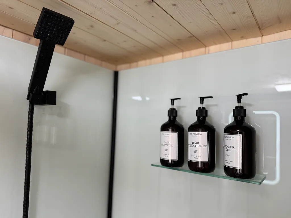 Дом с видом на сказочный лес