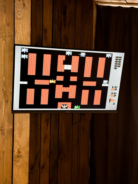 Дом в лесу в стиле барн