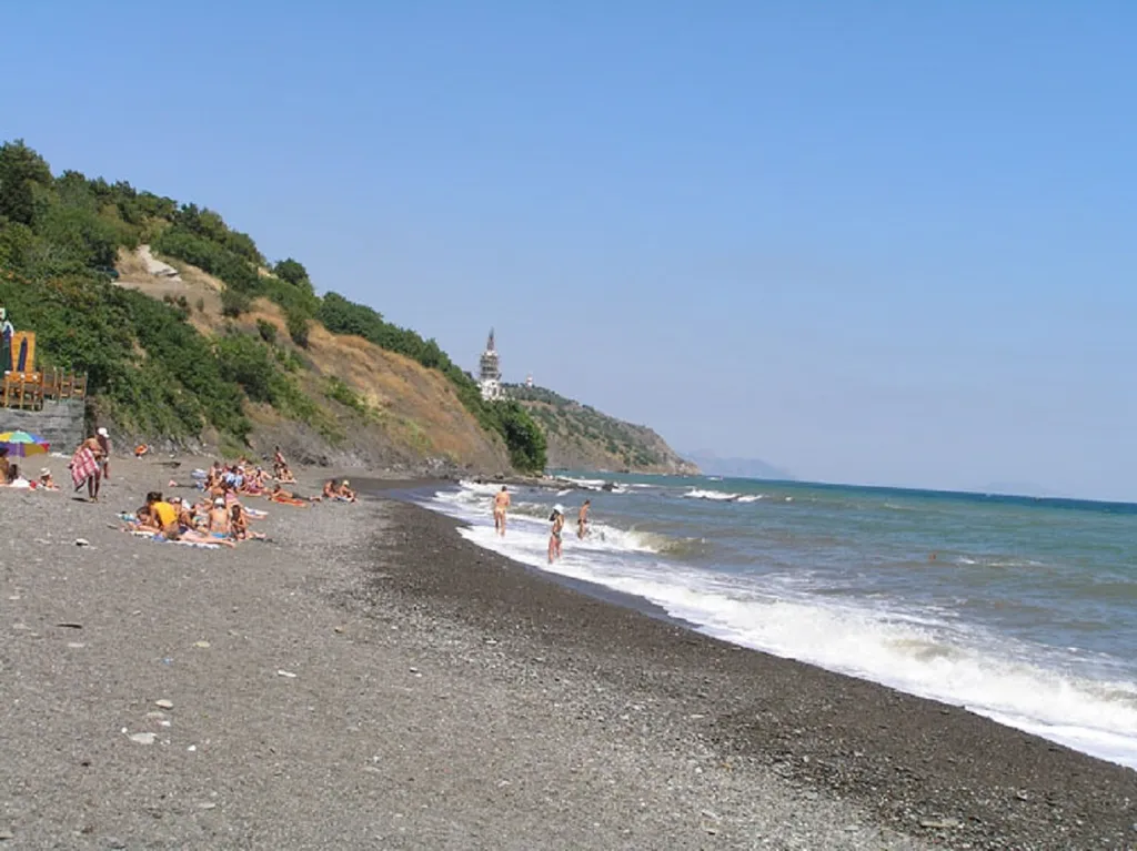 Солнечногорское крым фото пляжа